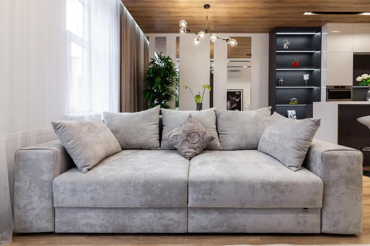 Royal Vip Apartment On Franka 14 Lviv Ukraine