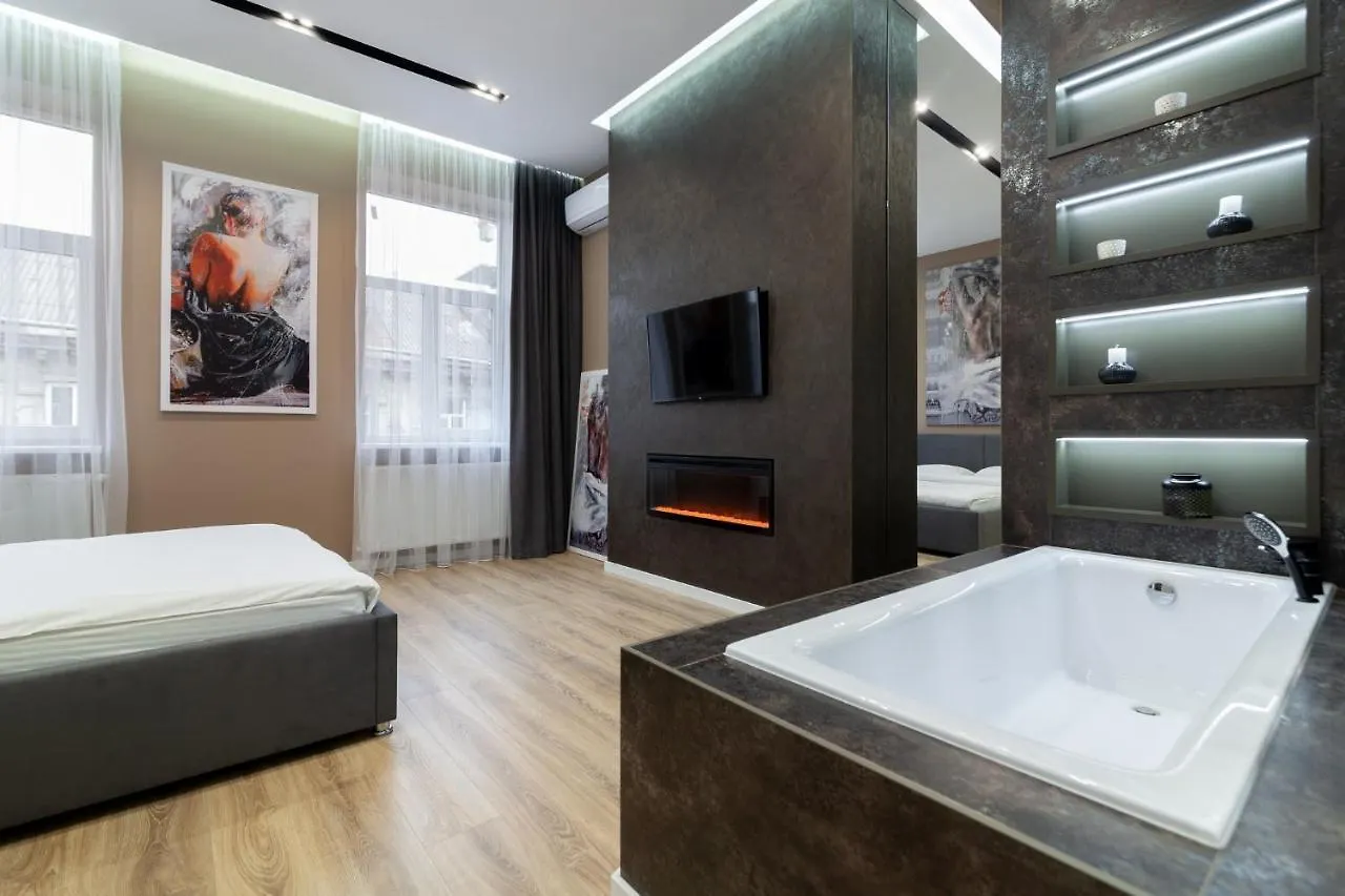 Royal Vip Apartment On Franka 14 Lviv